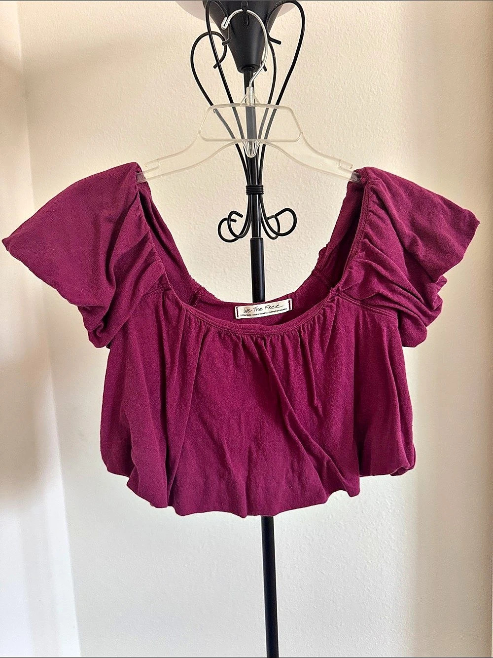 EUC! *VINTAGE* Free People Magenta Bubble Crop Tee (Size XS)